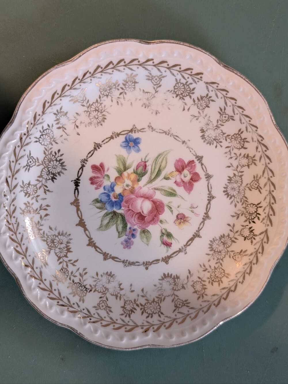 Stetson White Dinner Plate with Pink, Blue & Green Floral Center and Gold Trim